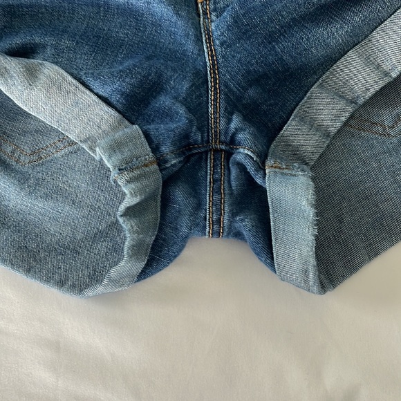 Boyfriend Jean Shorts size 4 Medium Wash - Picture 4 of 4